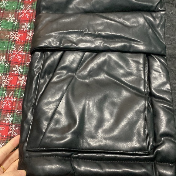 Amiri Men's Down Leather Vest Black - Picture 5 of 12